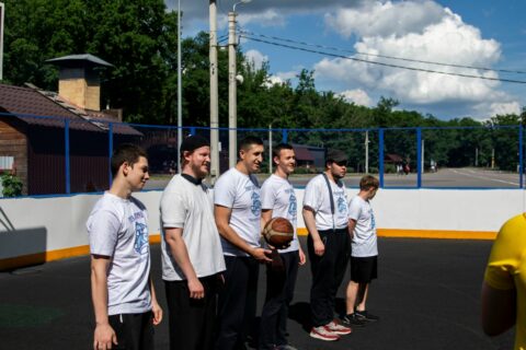 В 2026 году молодёжная команда Покровского храма села Отрадное «Моя Отрада» приняла участие в межприходских играх.